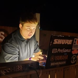 Meet your Posher, Andrew